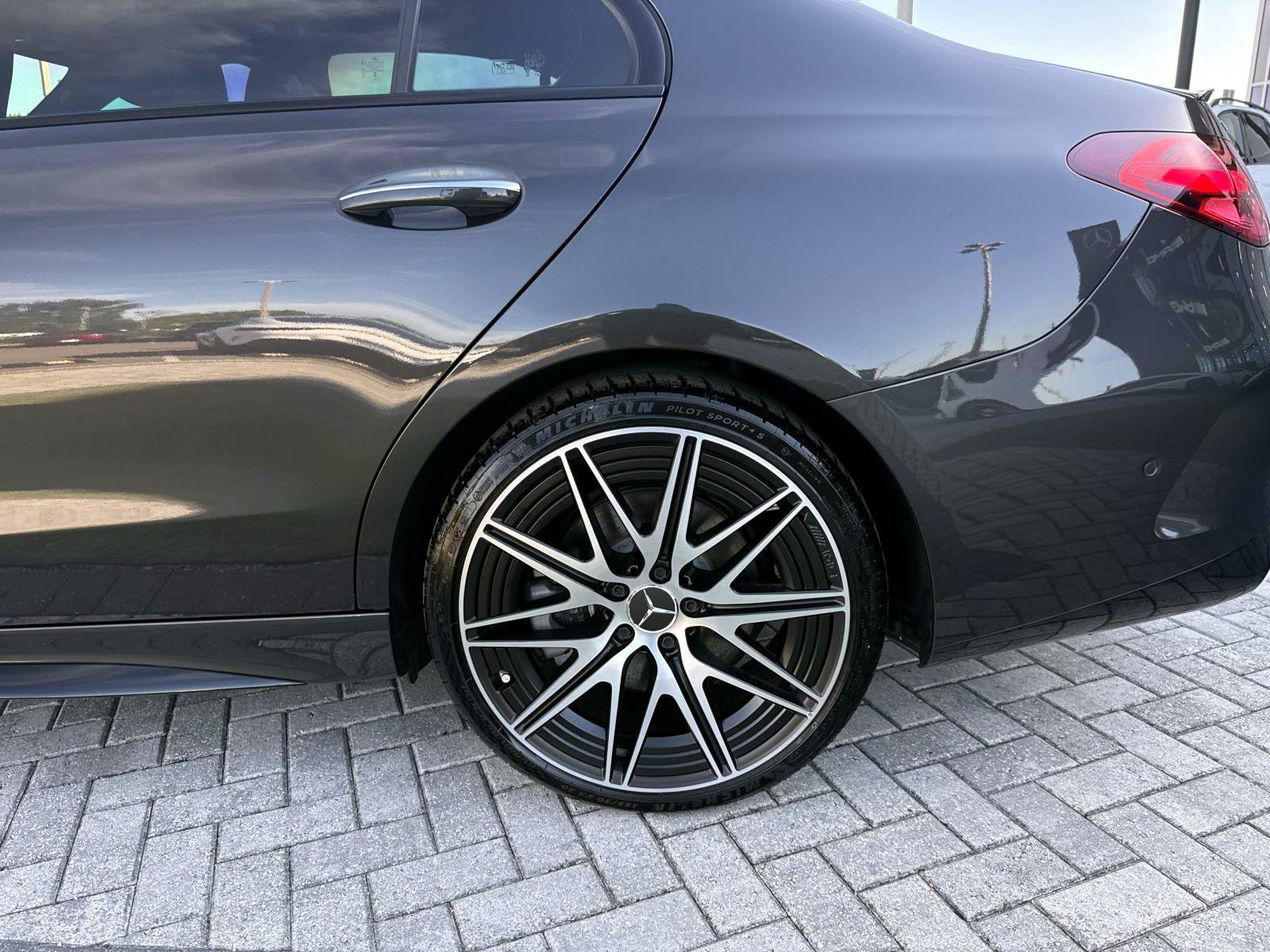 2026 Mercedes-Benz C-Class Sedan AMG C43 - Photo 10