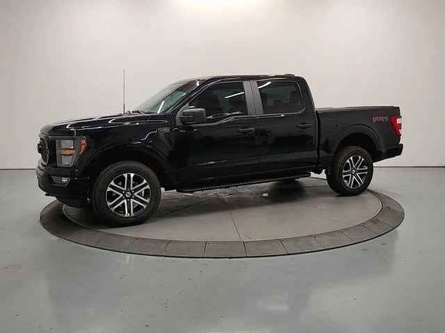 Used 2023 Black Ford XL image 5