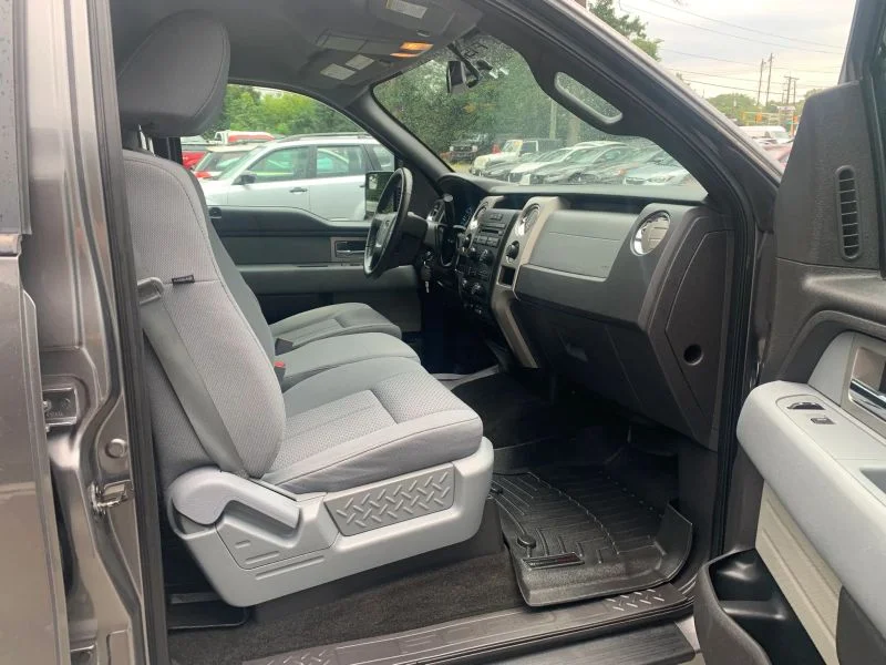 Used 2011 Gray Ford XLT Pickup 4D 5 1/2 ft image 31