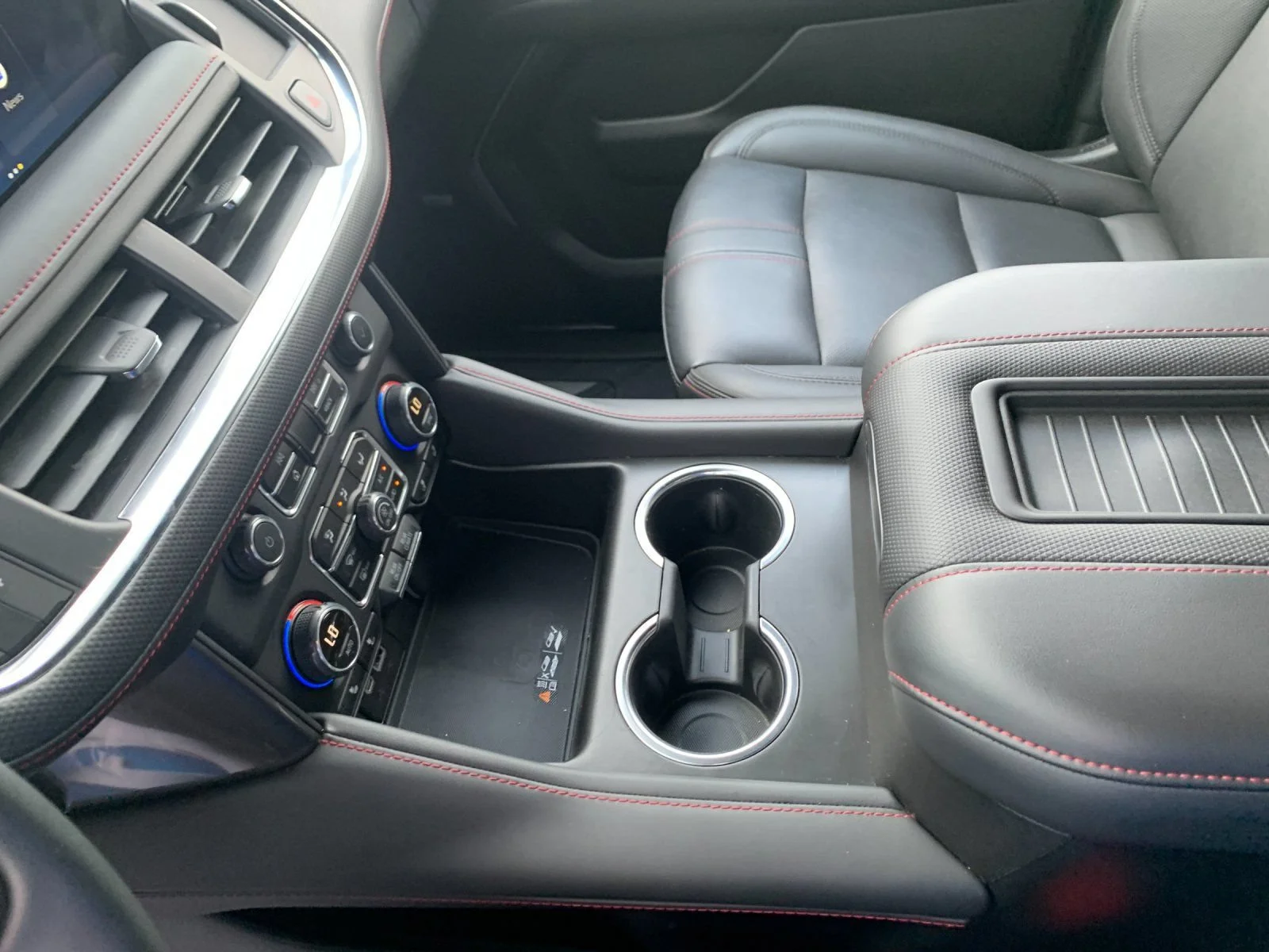 Used 2024 Sterling Gray Metallic Chevrolet RST image 23