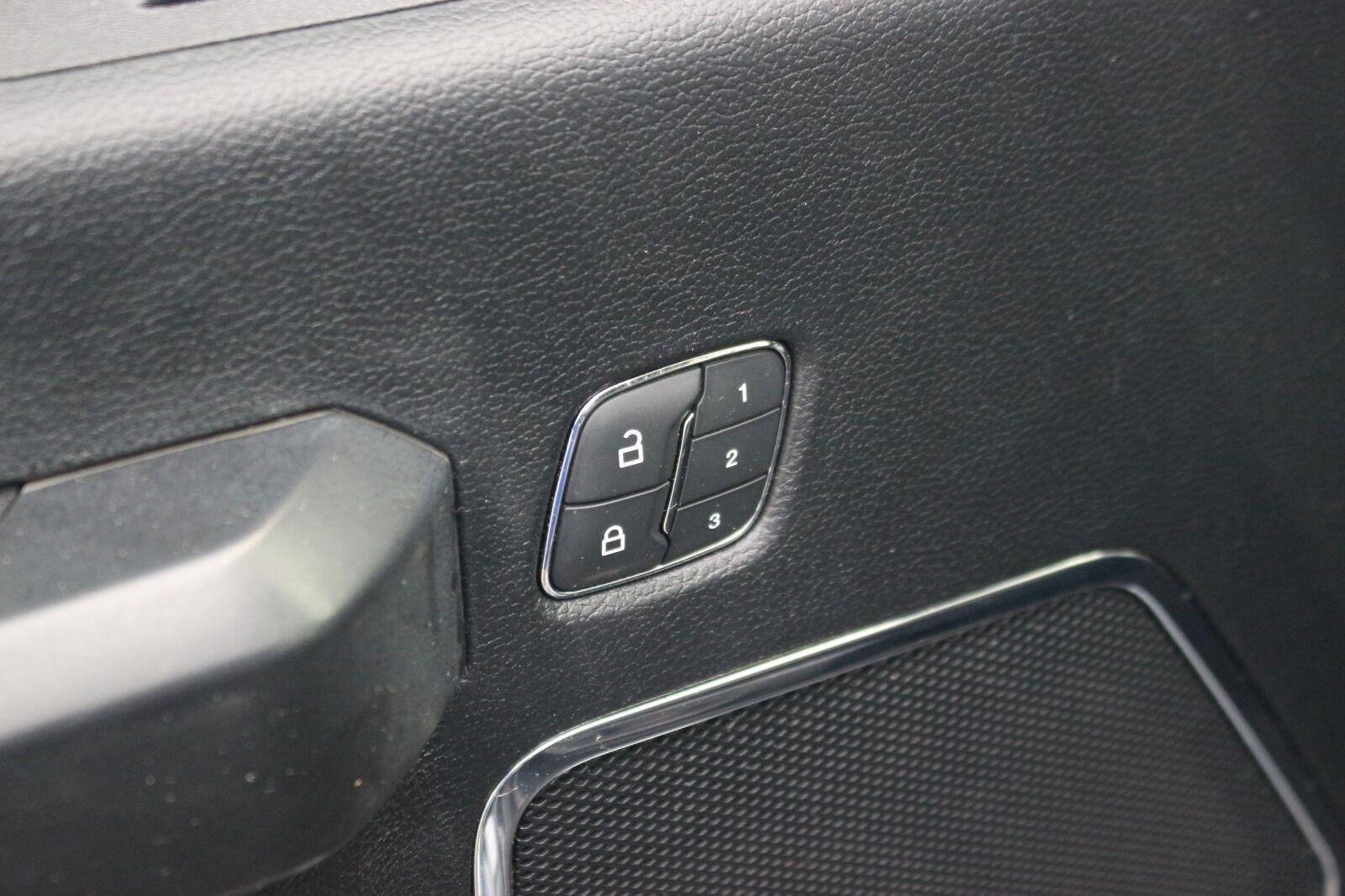 Used 2020 Black Ford XL image 15