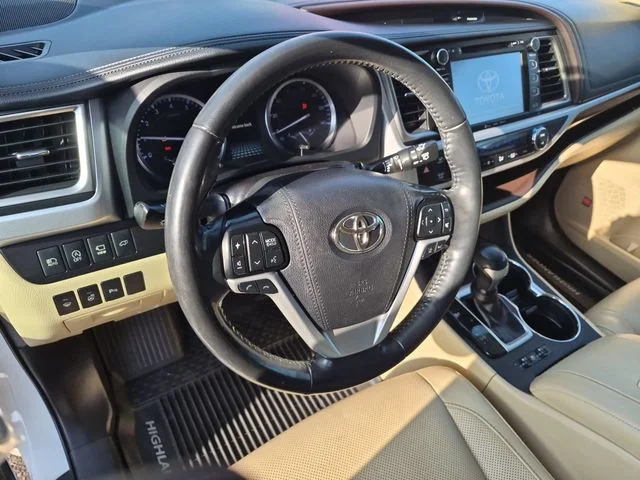Used 2019 White Toyota Limited Platinum image 16
