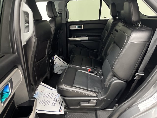 Used 2024 Gray Ford Limited image 13