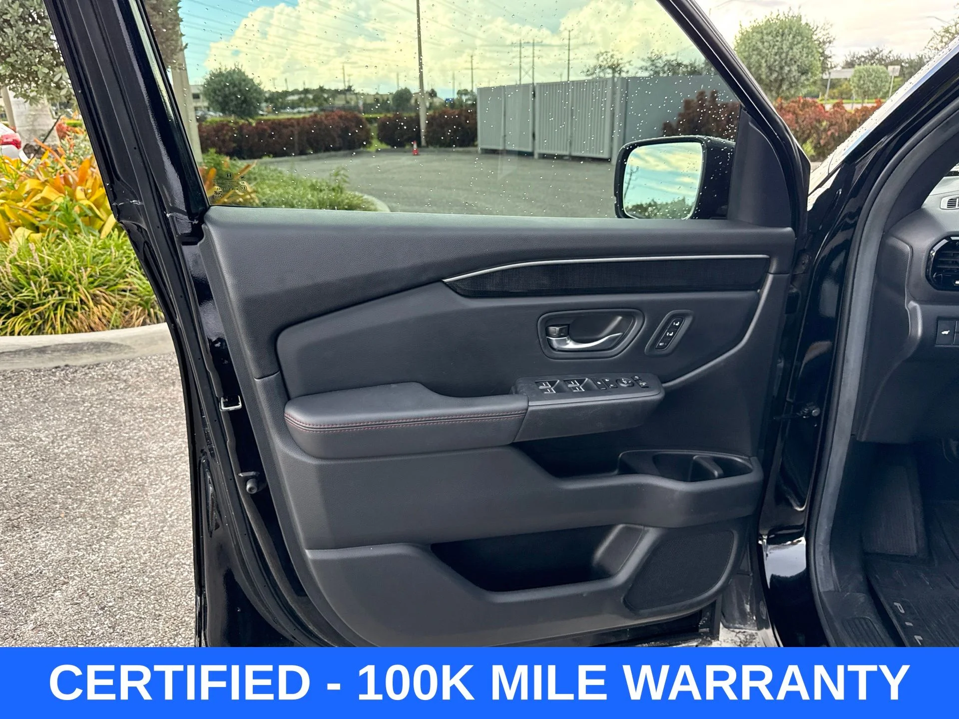 Certified Used 2025  Honda Black Edition image 14