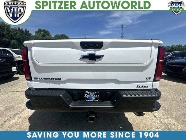 New 2026 Summit White Chevrolet LT image 33