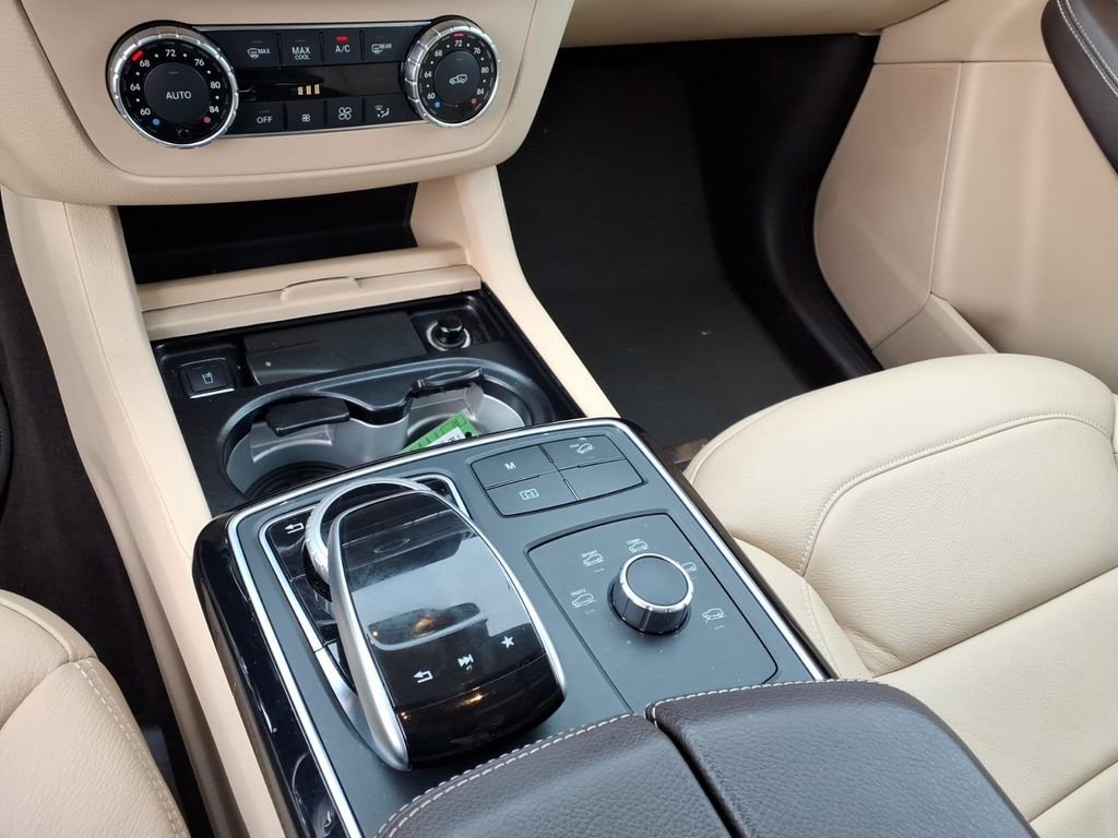 Used 2018 Gray Mercedes-Benz GLE 350 image 9