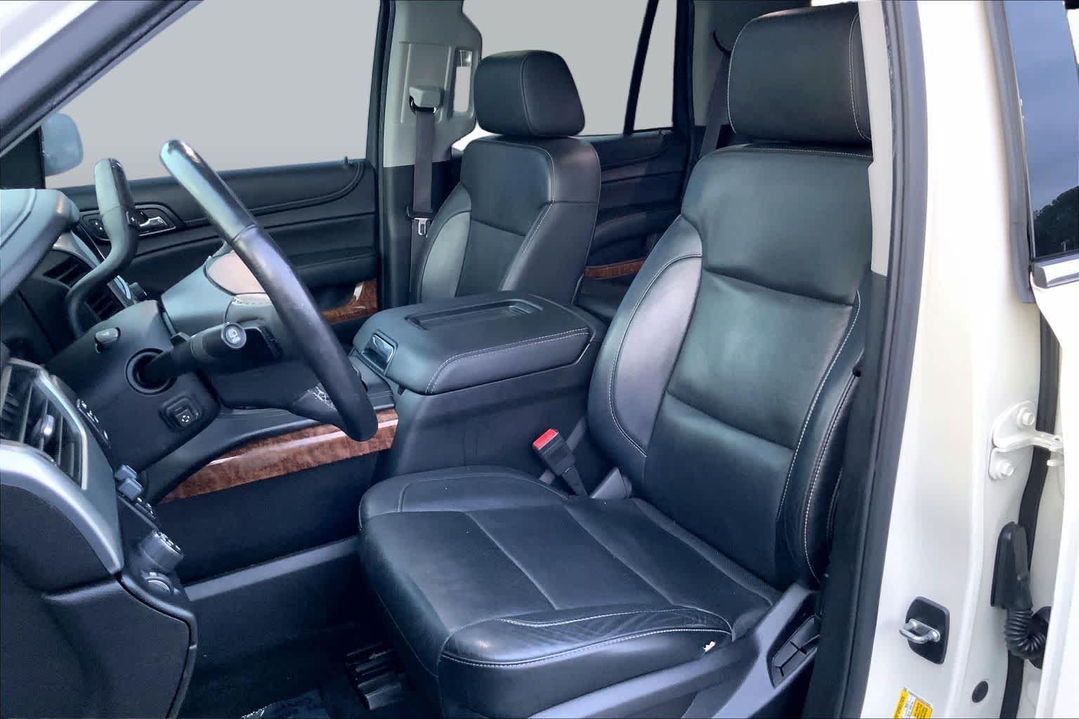 Used 2015 White Diamond Tricoat Chevrolet LTZ image 8