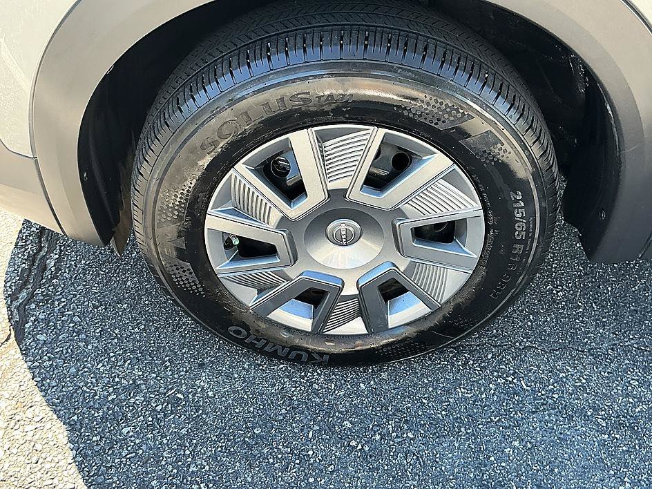 Used 2025 Gun Metallic Nissan S image 9