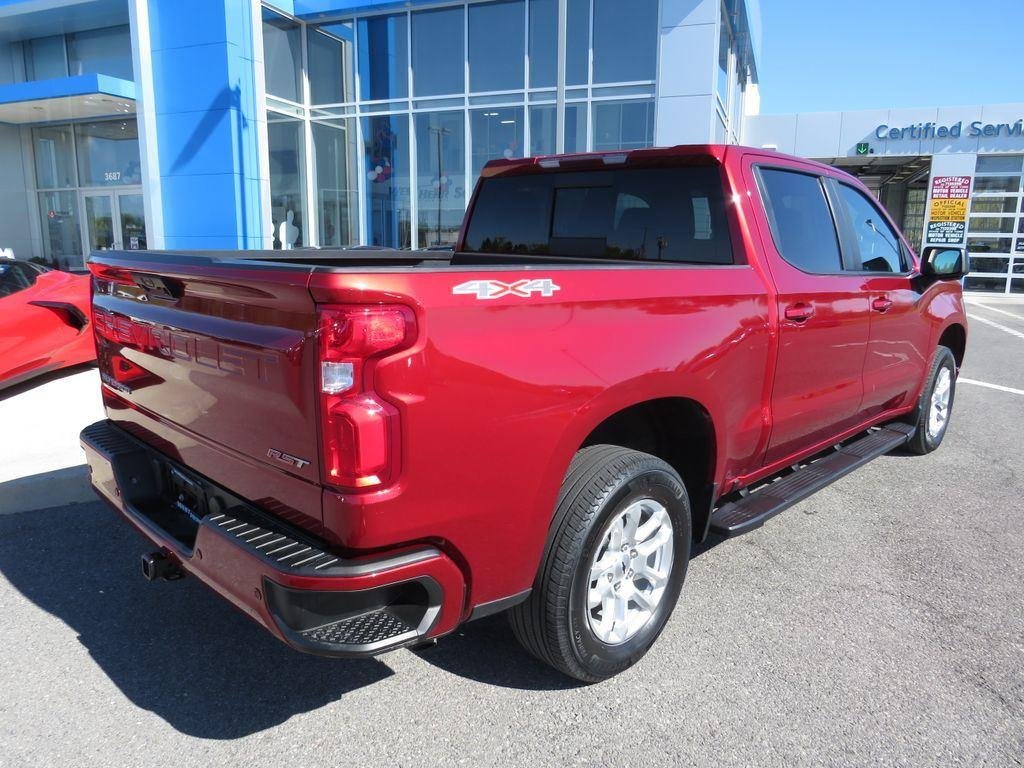 Used 2022 Cherry Red Chevrolet RST image 6