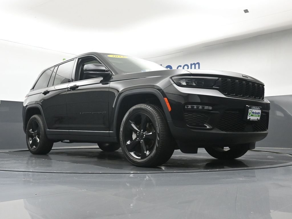 Used 2023 Black Jeep Limited image 28