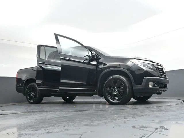 Used 2018  Honda Black Edition image 42