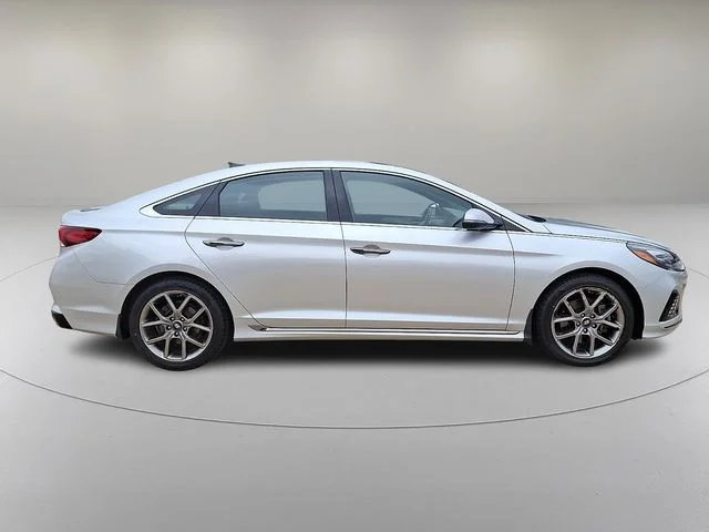 Used 2018 Silver Hyundai Limited 2.0T+ image 12