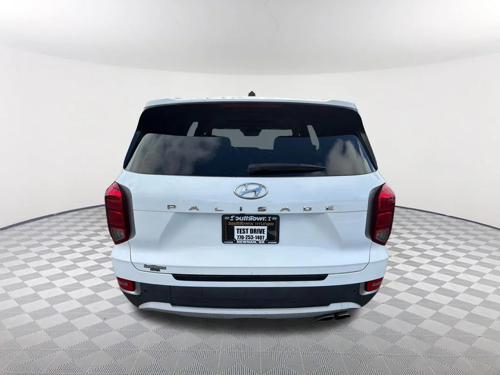 Used 2022 White Hyundai SEL image 6