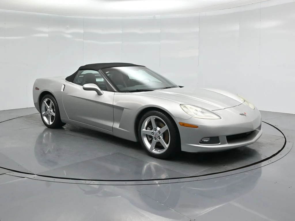 Used 2005 Silver Chevrolet Base image 50