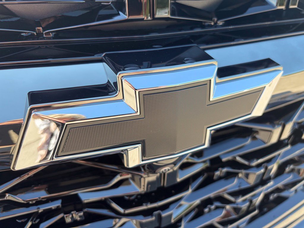 2027 Chevrolet Traverse Z71 - Photo 9