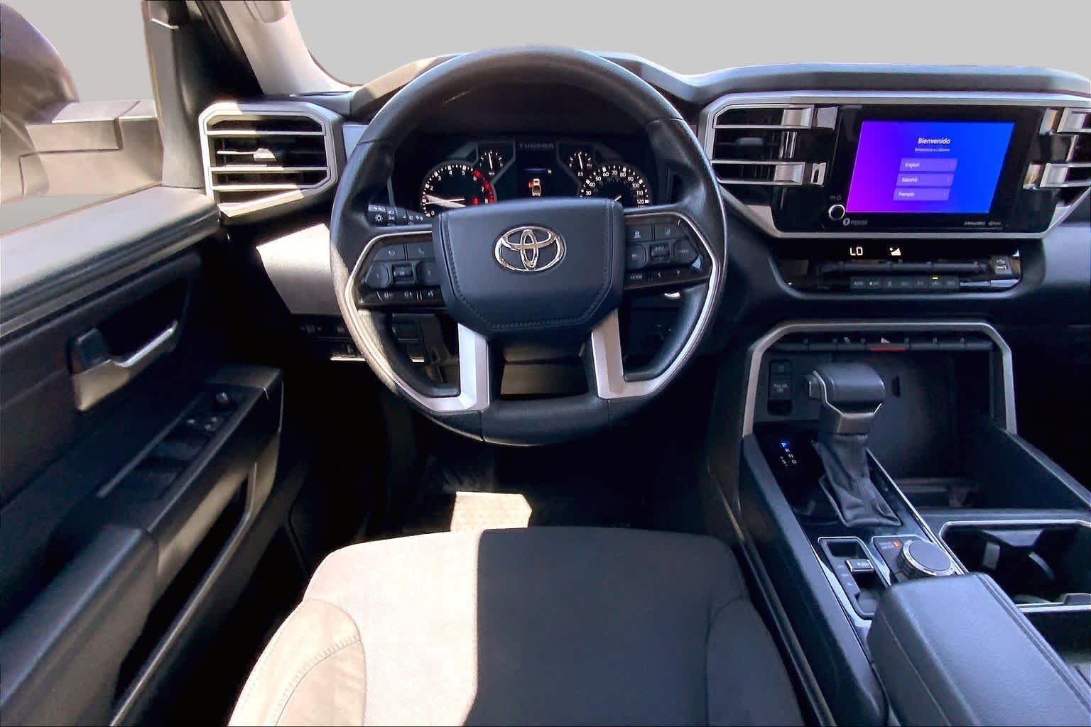 Used 2023 Ice Cap Toyota SR5 image 6