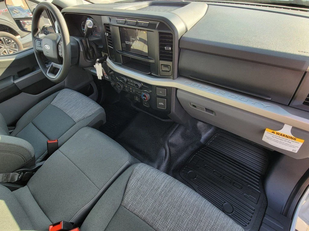 New 2023 Oxford White Ford XL image 30