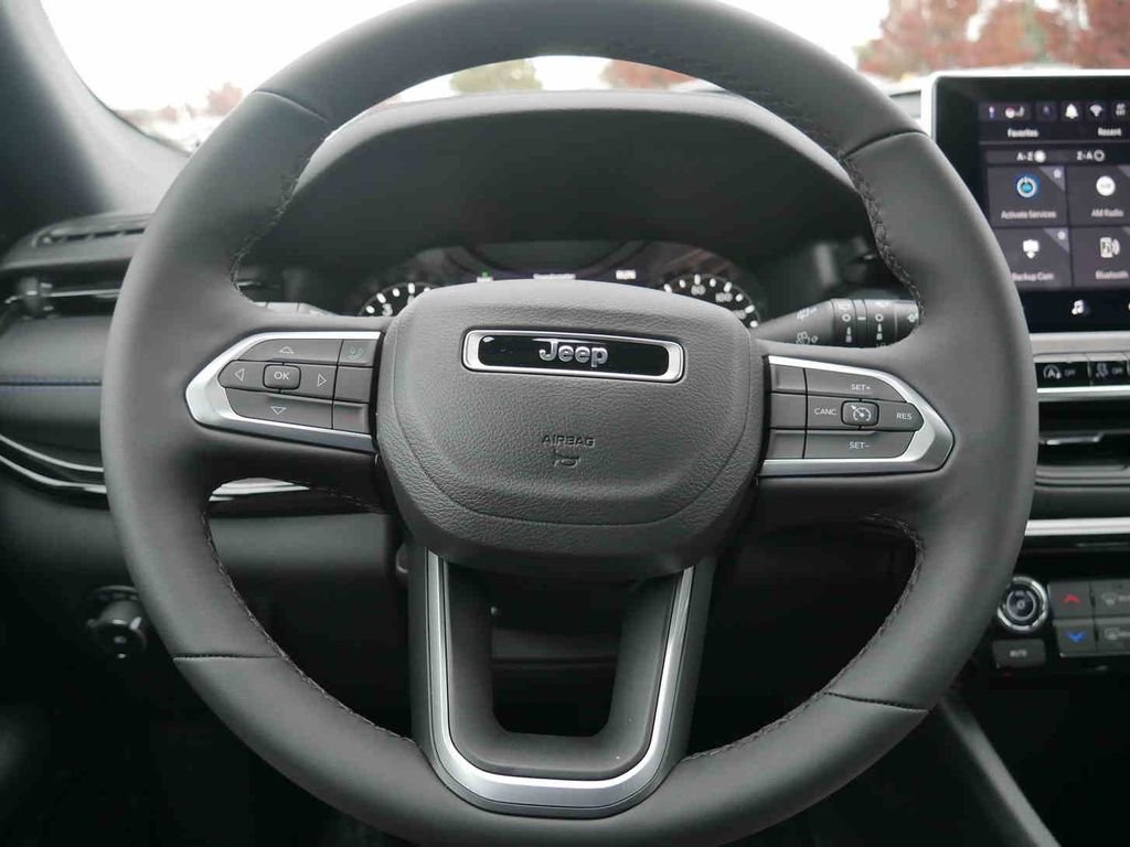 New 2026 White Jeep Latitude image 35