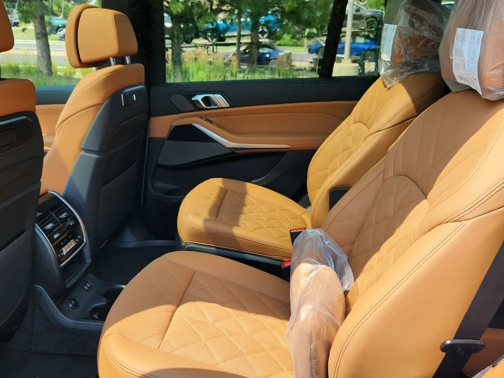 New 2027 Alpine White BMW xDrive40i image 12