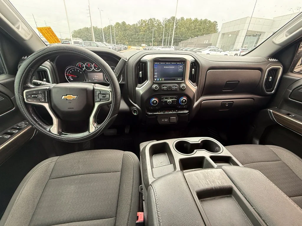 Used 2021 Gray Chevrolet LT image 7