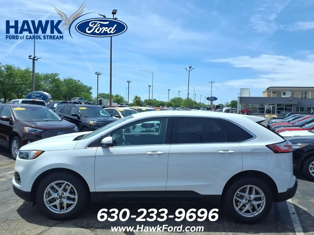 Certified Used 2024 Oxford White Ford SEL image 4