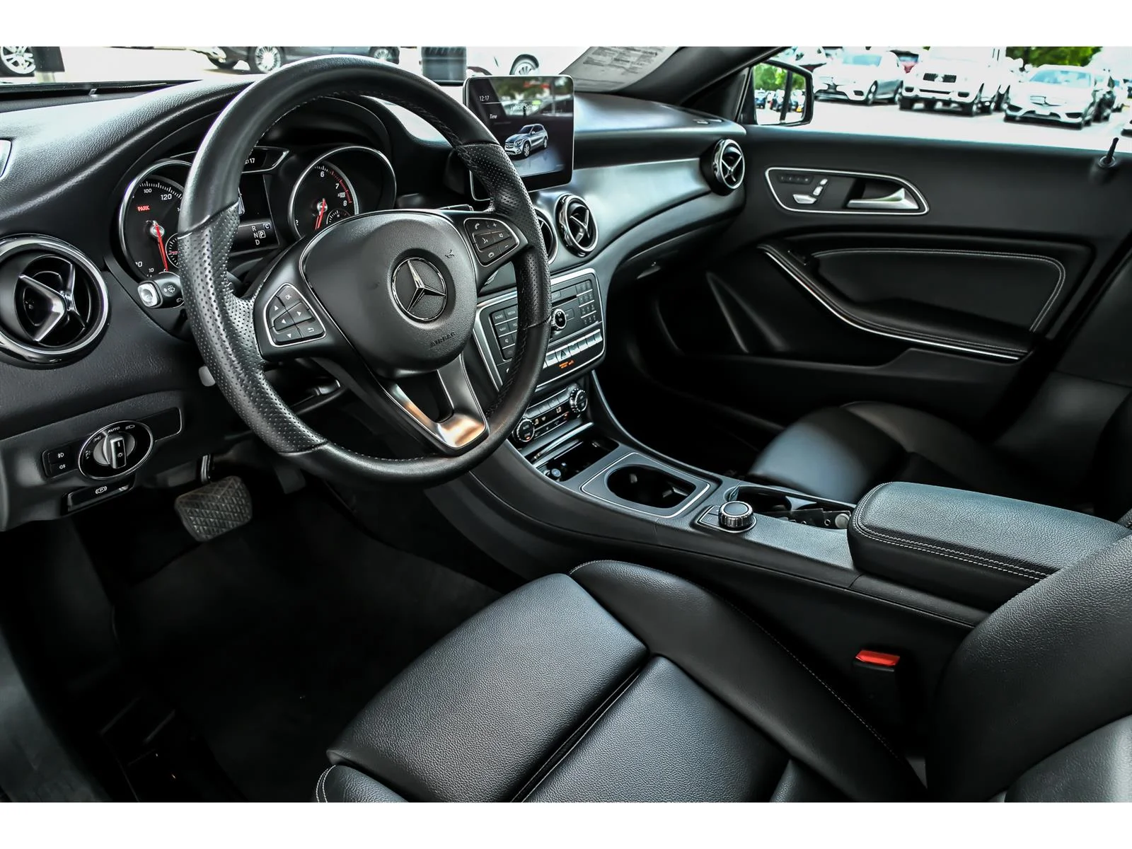 Used 2020 Black Mercedes-Benz GLA 250 4MATIC® image 10