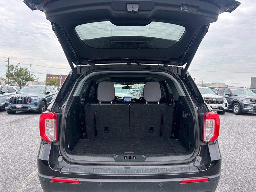 Used 2023 Black Ford XLT image 25