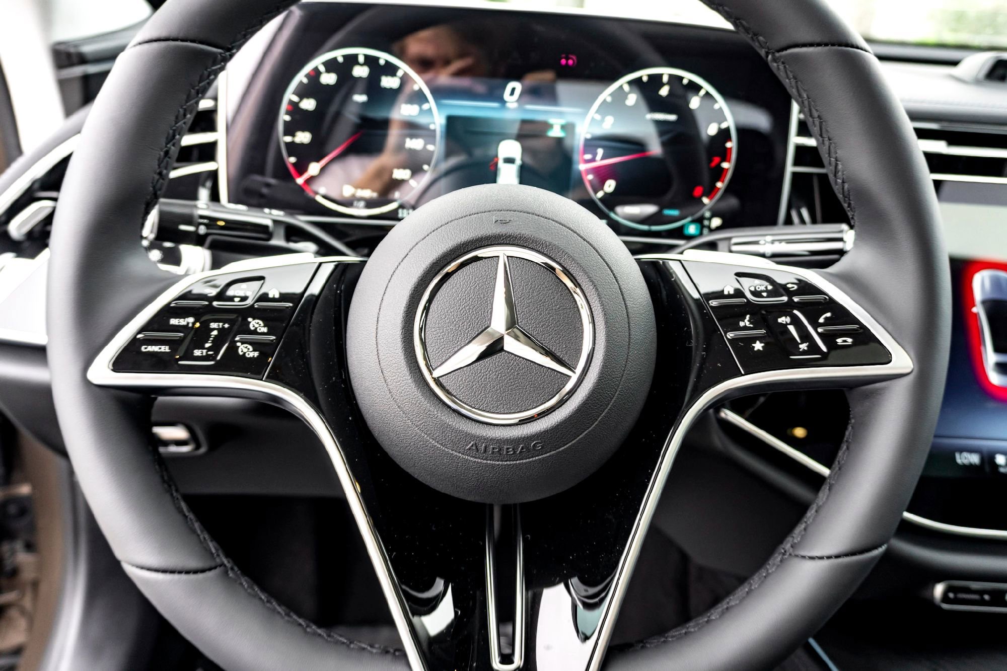 New 2026 Sonoran Brown Metallic Mercedes-Benz E 350 image 34