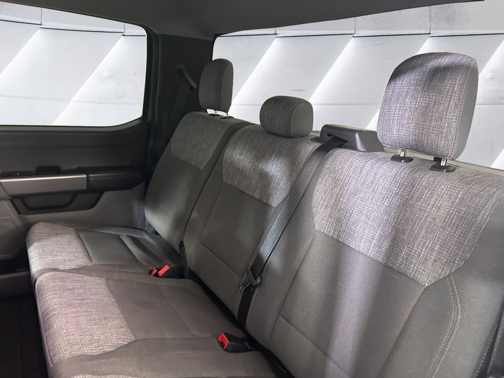Used 2022 Silver Ford XLT image 18