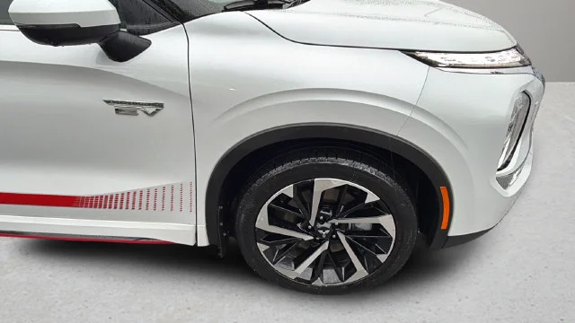 Used 2024  Mitsubishi SE Ralliart image 36