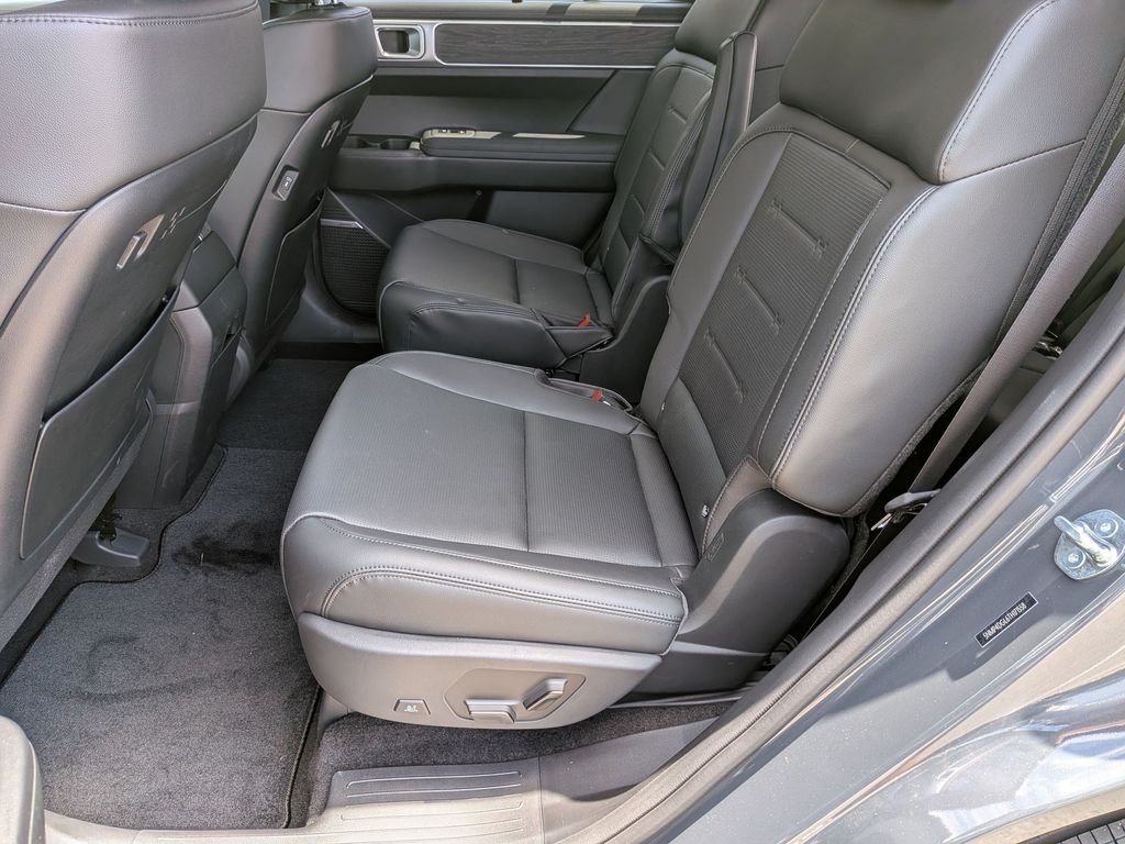 2026 Hyundai Santa Fe Limited - Photo 24