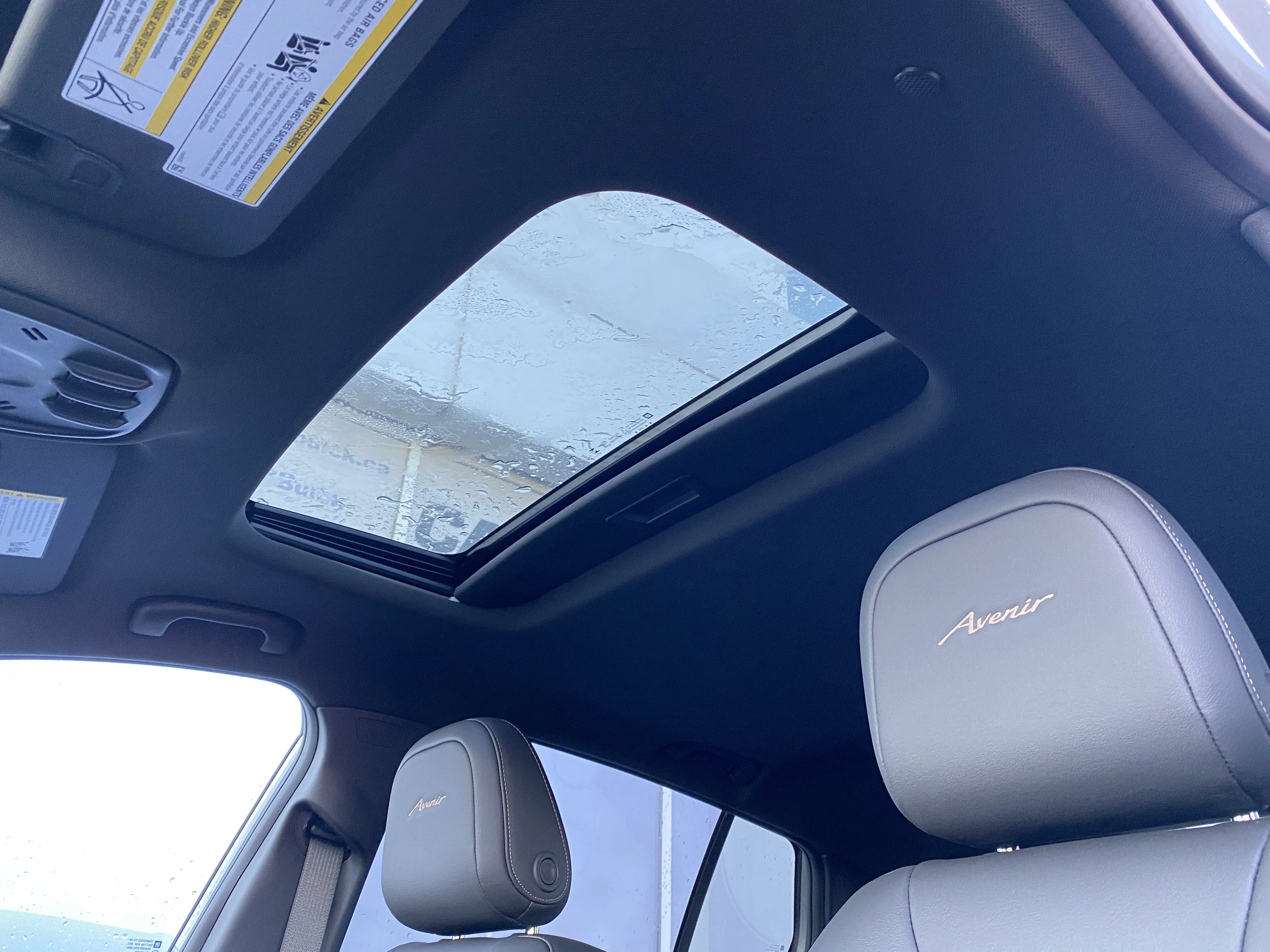New 2026 MOONSTONE GREY METALLIC Buick Avenir image 22