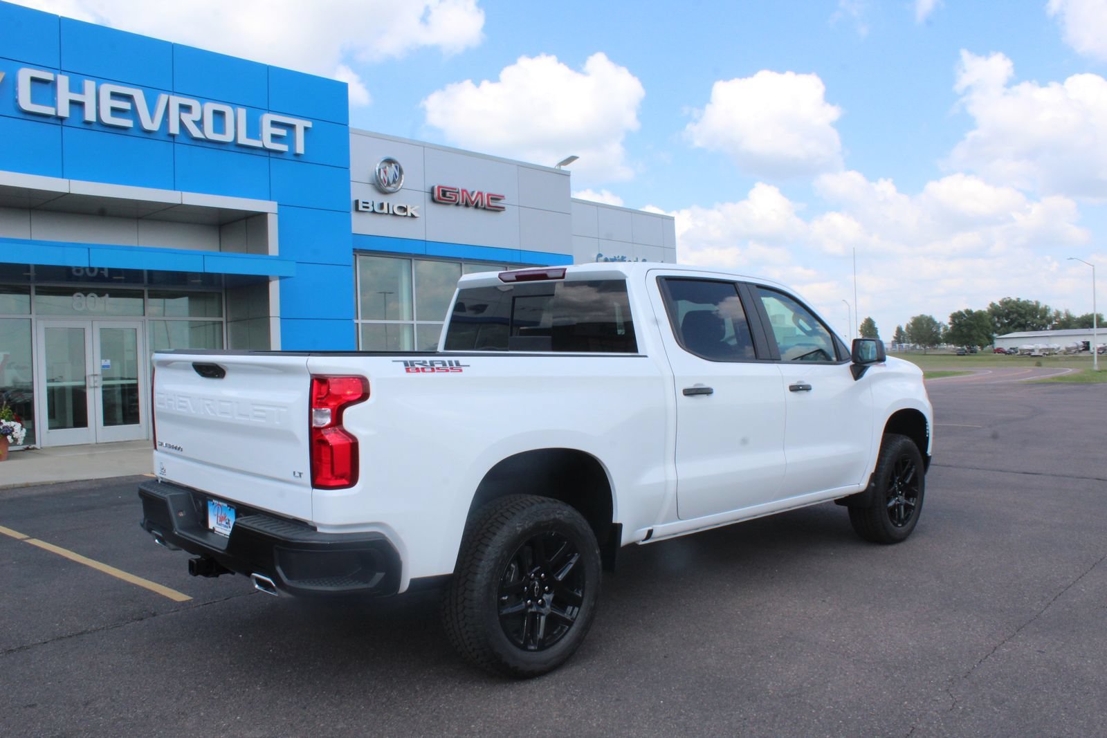 New 2026 Summit White Chevrolet LT Trail Boss image 2