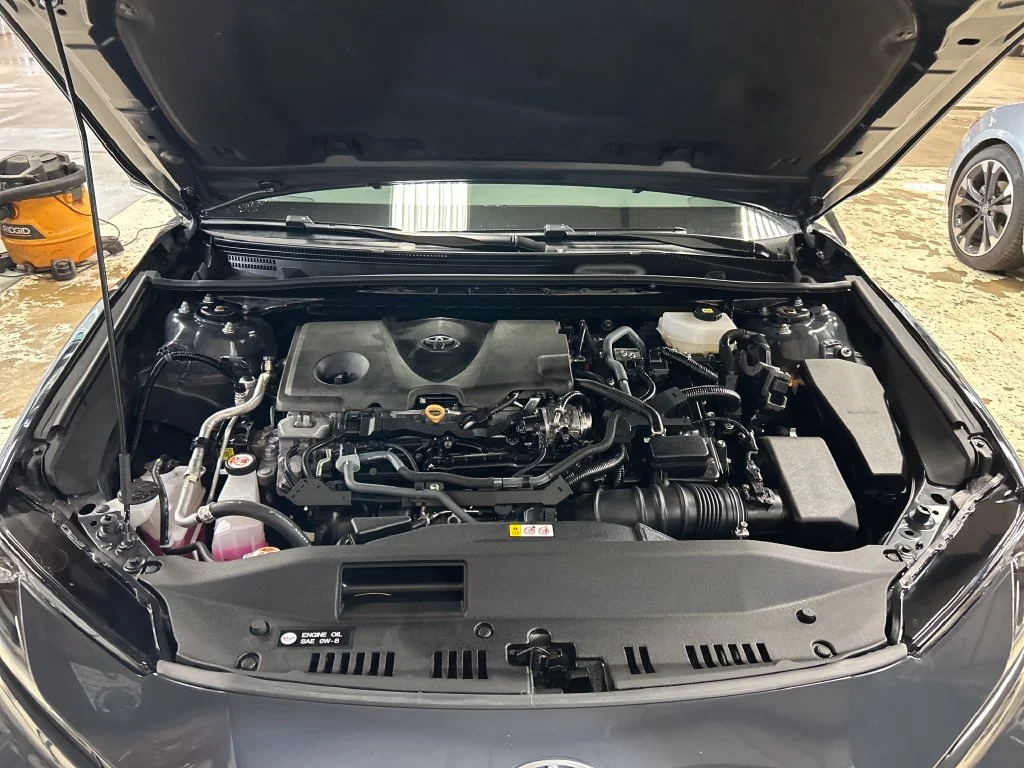 Used 2025  Toyota LE image 9