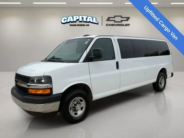 2024 Chevrolet Express 3500 LT Extended's photo