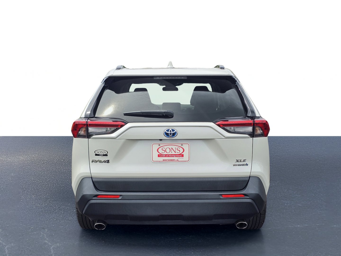 Used 2021 Blizzard Pearl Toyota Hybrid XLE Premium image 11