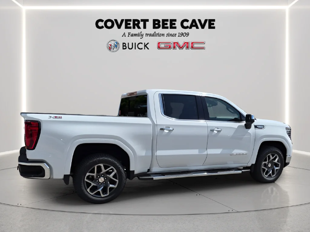 2026 GMC Sierra 1500 SLT - Photo 10