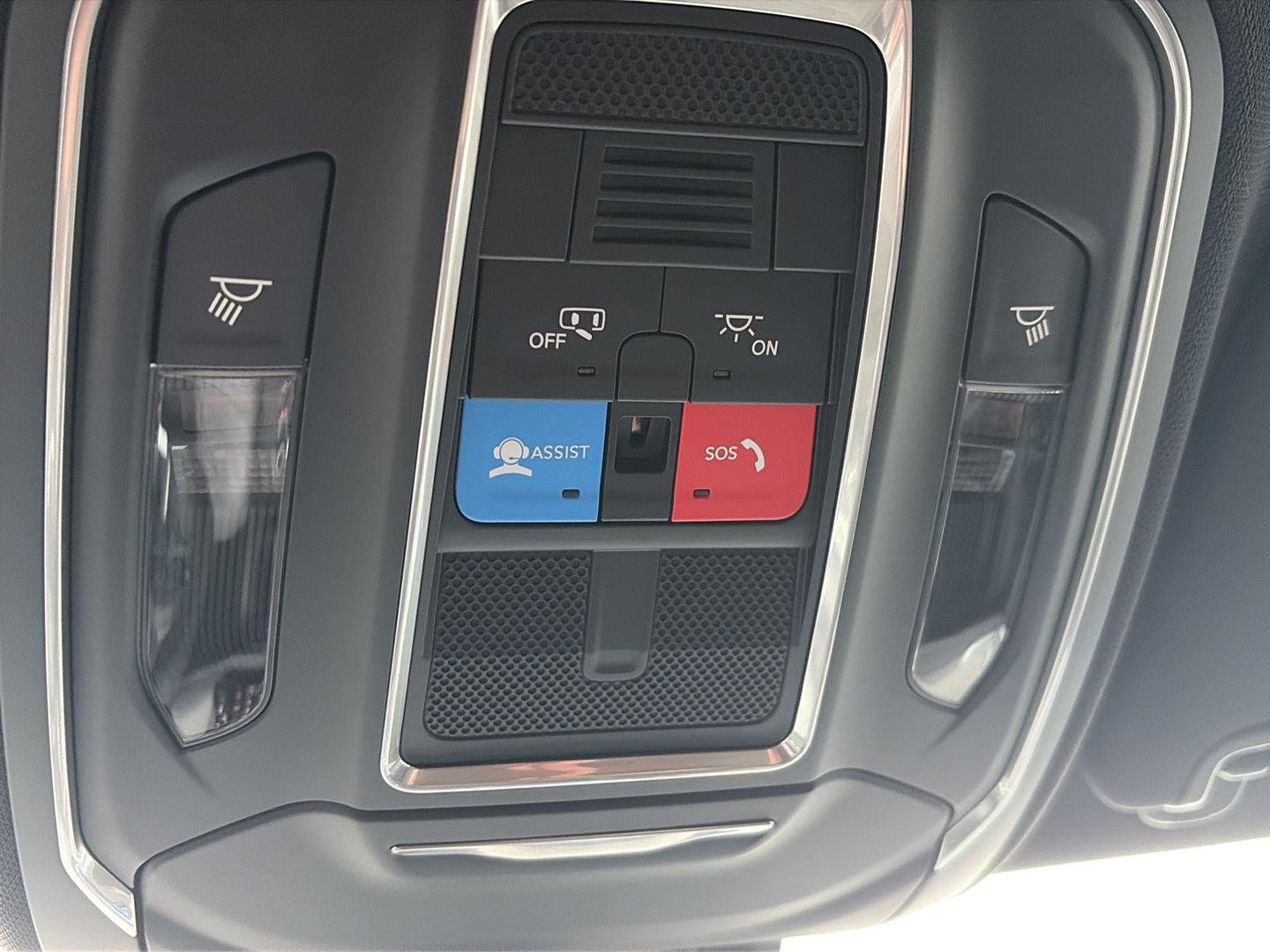 Used 2026 Red Hot Pearlcoat Jeep Laredo image 17