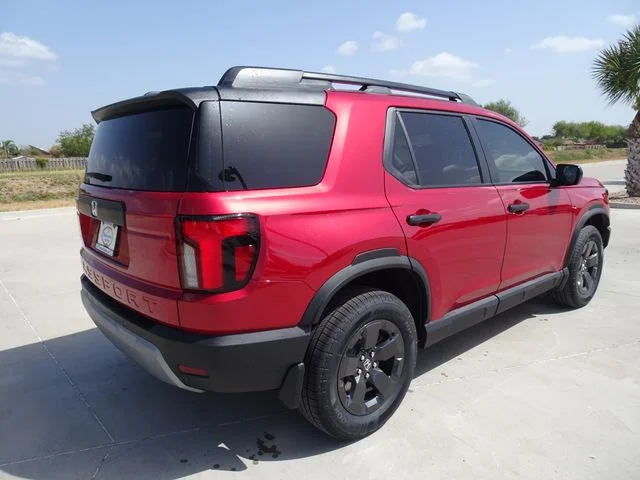 New 2026 Radiant Red Metallic II Honda RTL image 4