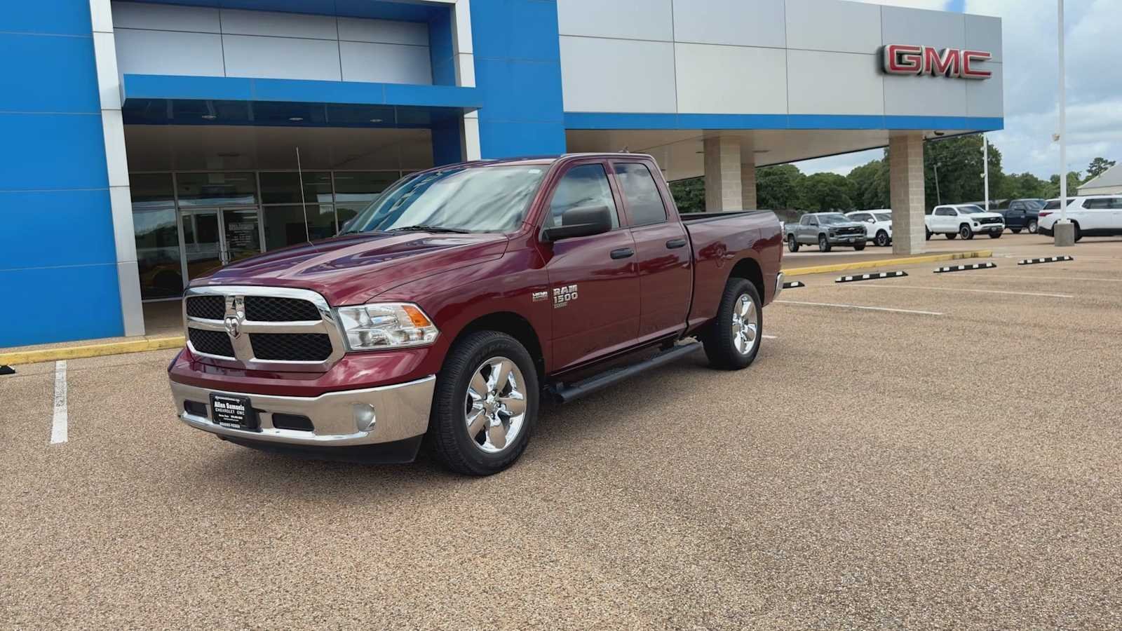 Used 2024 Delmonico Red Pearlcoat Ram Tradesman image 4