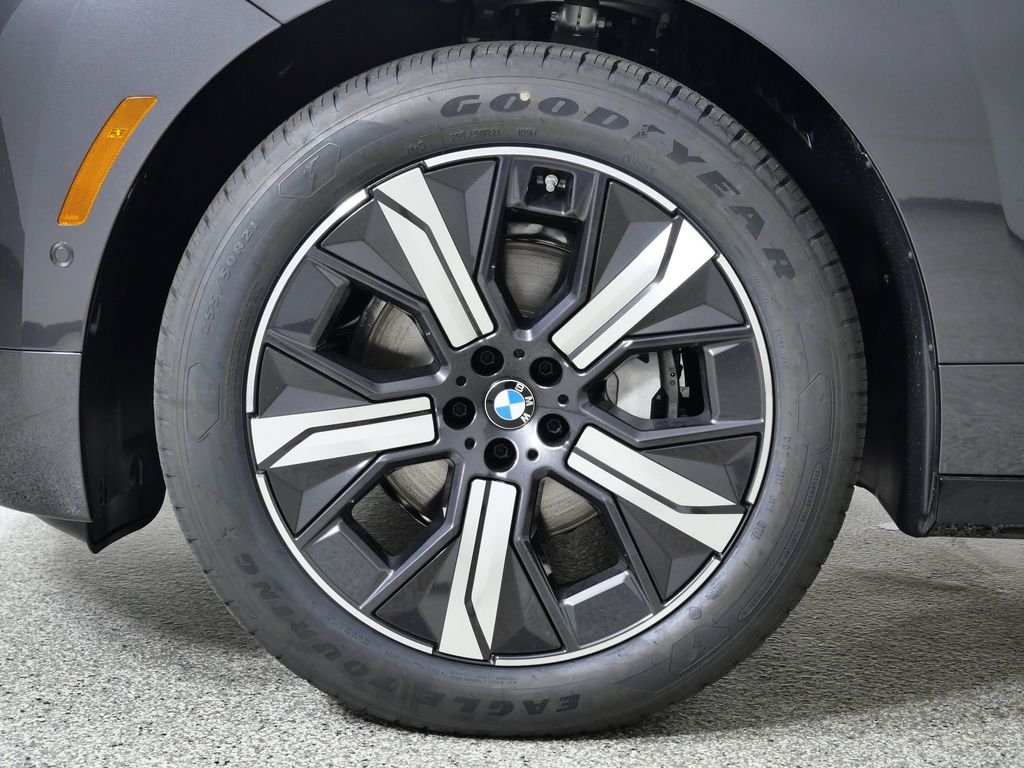 2026 BMW iX 60 - Photo 17