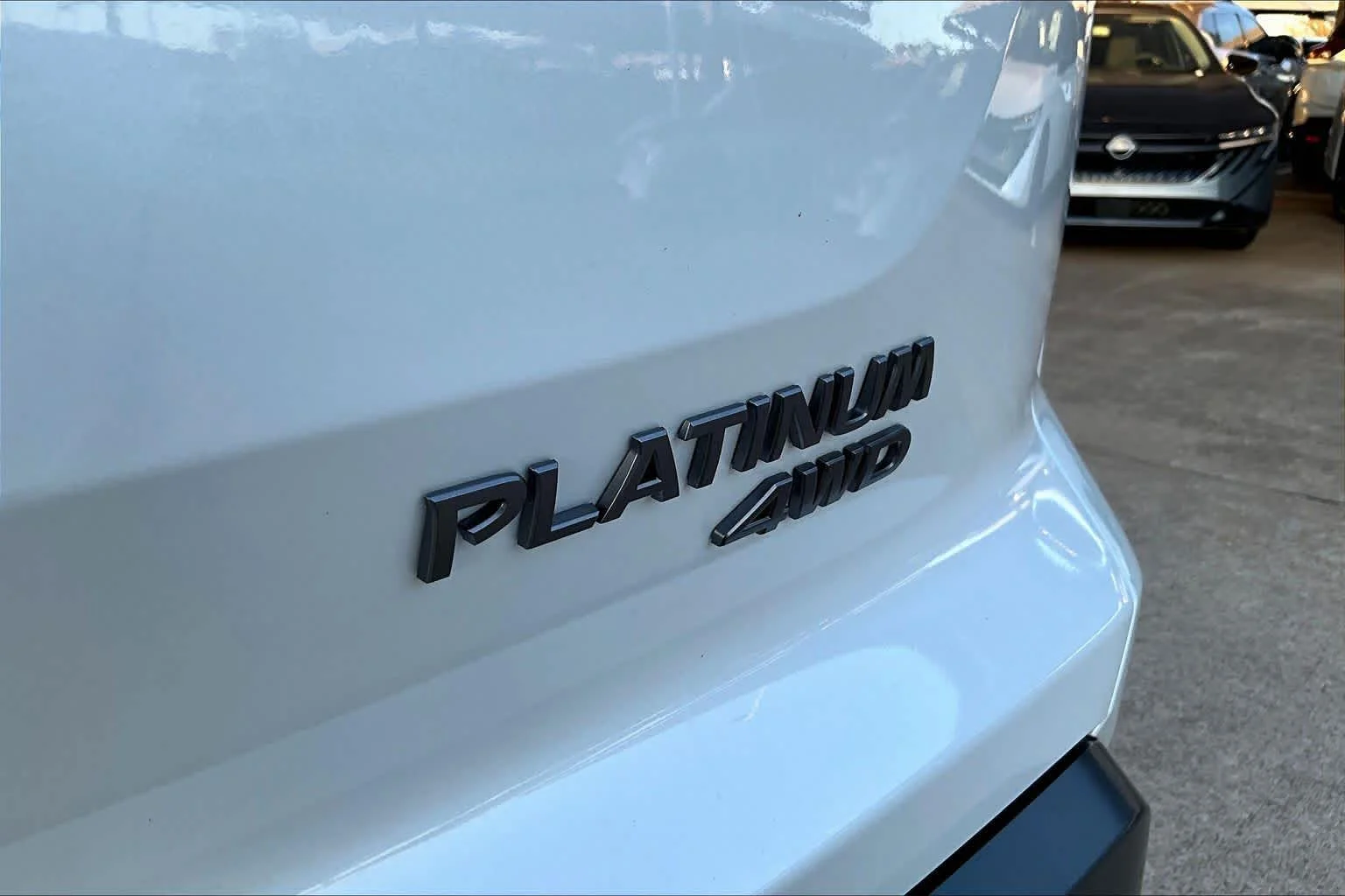 New 2026 Everest White Pearl Tricoat Nissan Platinum image 15