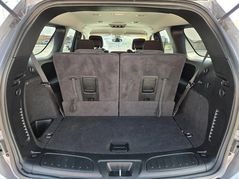 Used 2019 Billet Clearcoat Dodge SXT image 11