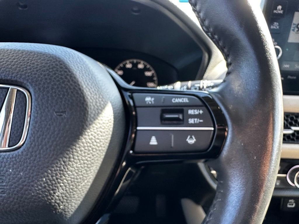 Used 2024  Honda EX-L image 31