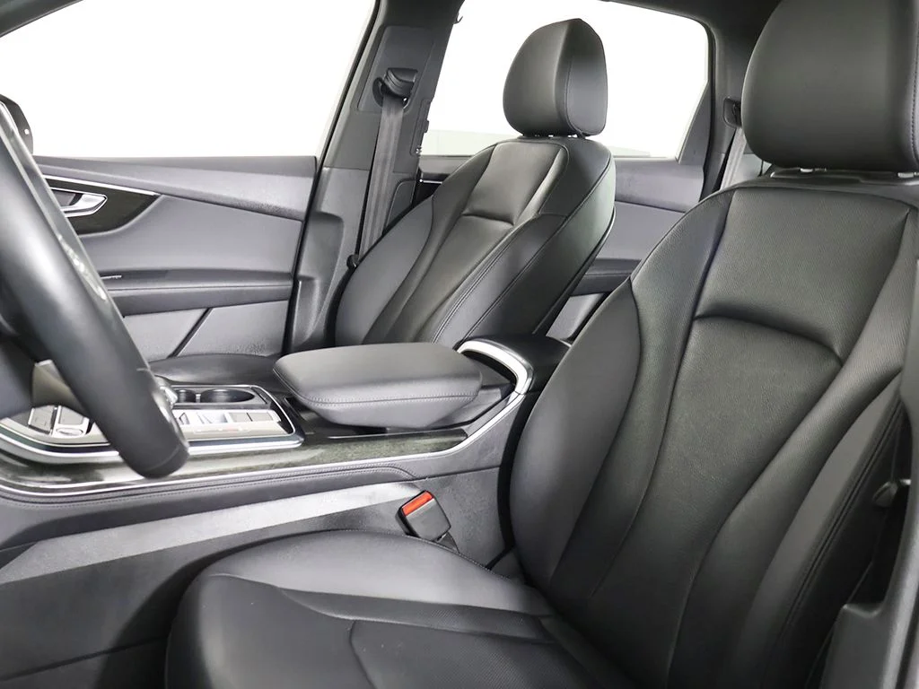 Used 2023 Black Metallic Audi 45 Premium Plus image 33