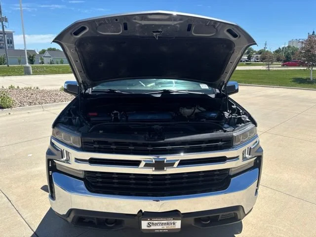 Used 2021 SATIN STEEL METALLIC Chevrolet LT image 39