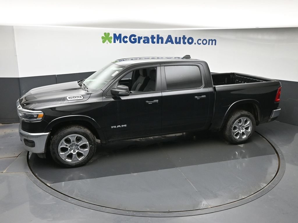 New 2026 Diamond Black Crystal Pearl-Coat Exterior Paint RAM Big Horn/Lone Star image 21