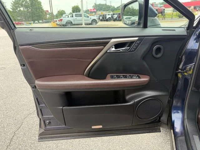 Used 2016  Lexus 350 image 10