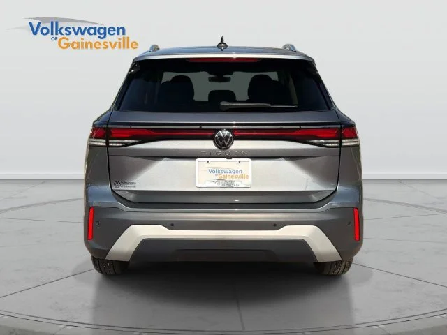 Certified Used 2025 Silver Metallic Volkswagen S image 5
