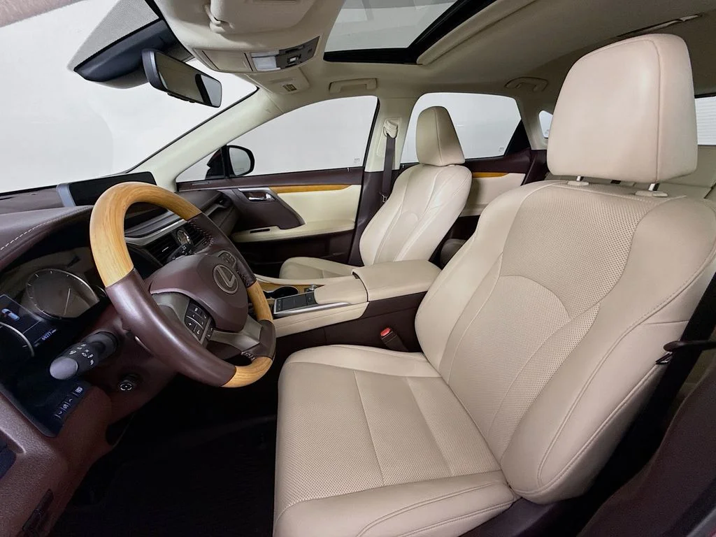 Used 2020 Red Lexus 350 image 5
